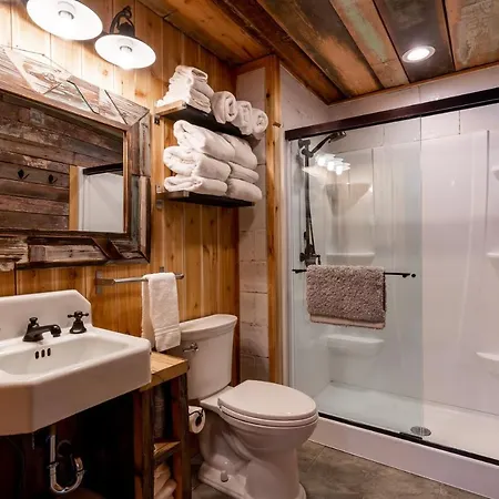 Bunkhouse Villa West Yellowstone Exterior photo